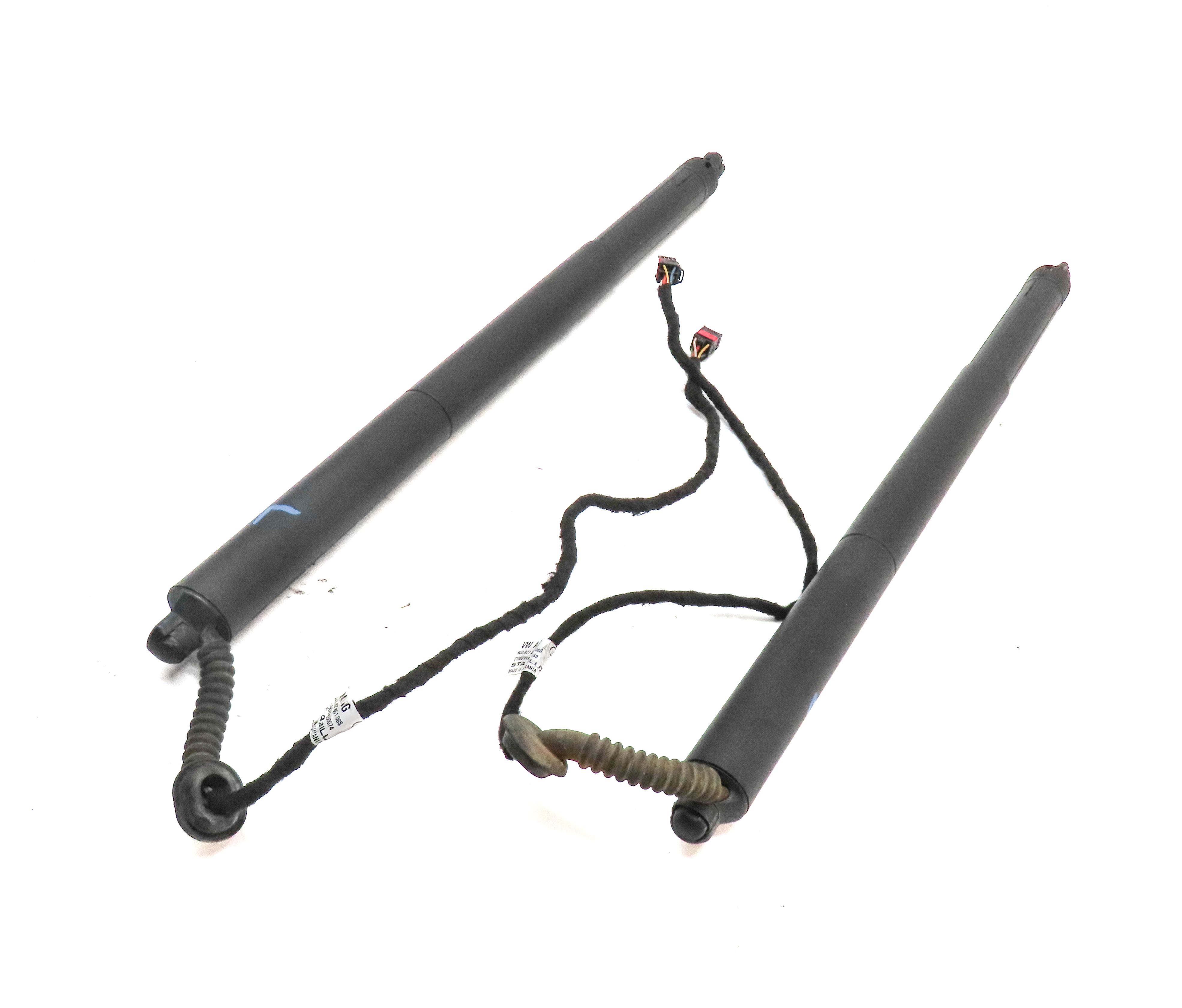 2015-2018 AUDI Q3 (8U) REAR LEFT & RIGHT ELECTRIC TRUNK SHOCK STRUT SET-2 — exact item pictured